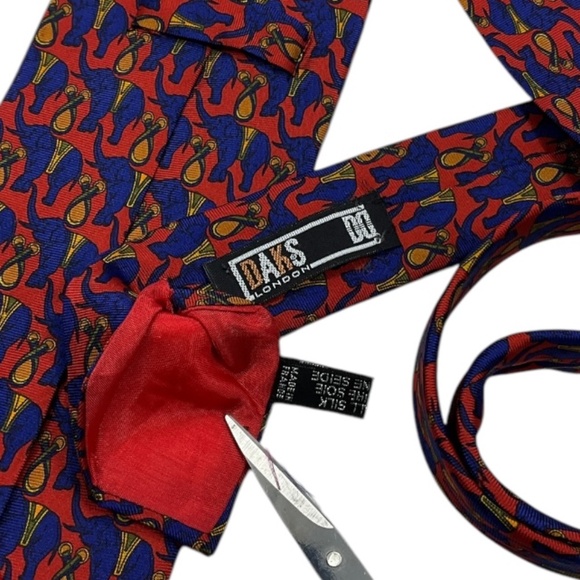 DAKS Blue/Orange Elephant Silk LUXURY Tie FRANCE - Picture 4 of 5